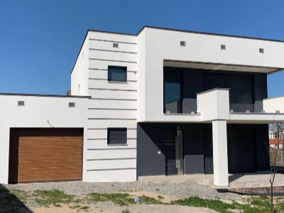 Realizim i portes tavanore per garazh vile Realizim i portes tavanore per garazh vile